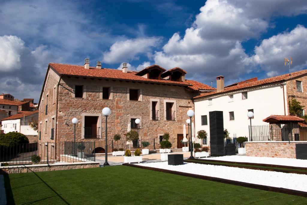 Palacio De Ivan Tarin Hotel Monteagudo del Castillo Exterior photo