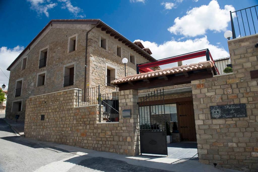 Palacio De Ivan Tarin Hotel Monteagudo del Castillo Exterior photo